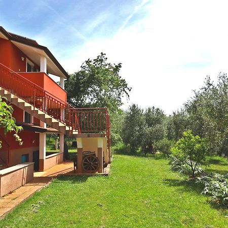 Apartment Zita With 1 Bedroom In Relaxing Surroundings Near Umag Dış mekan fotoğraf