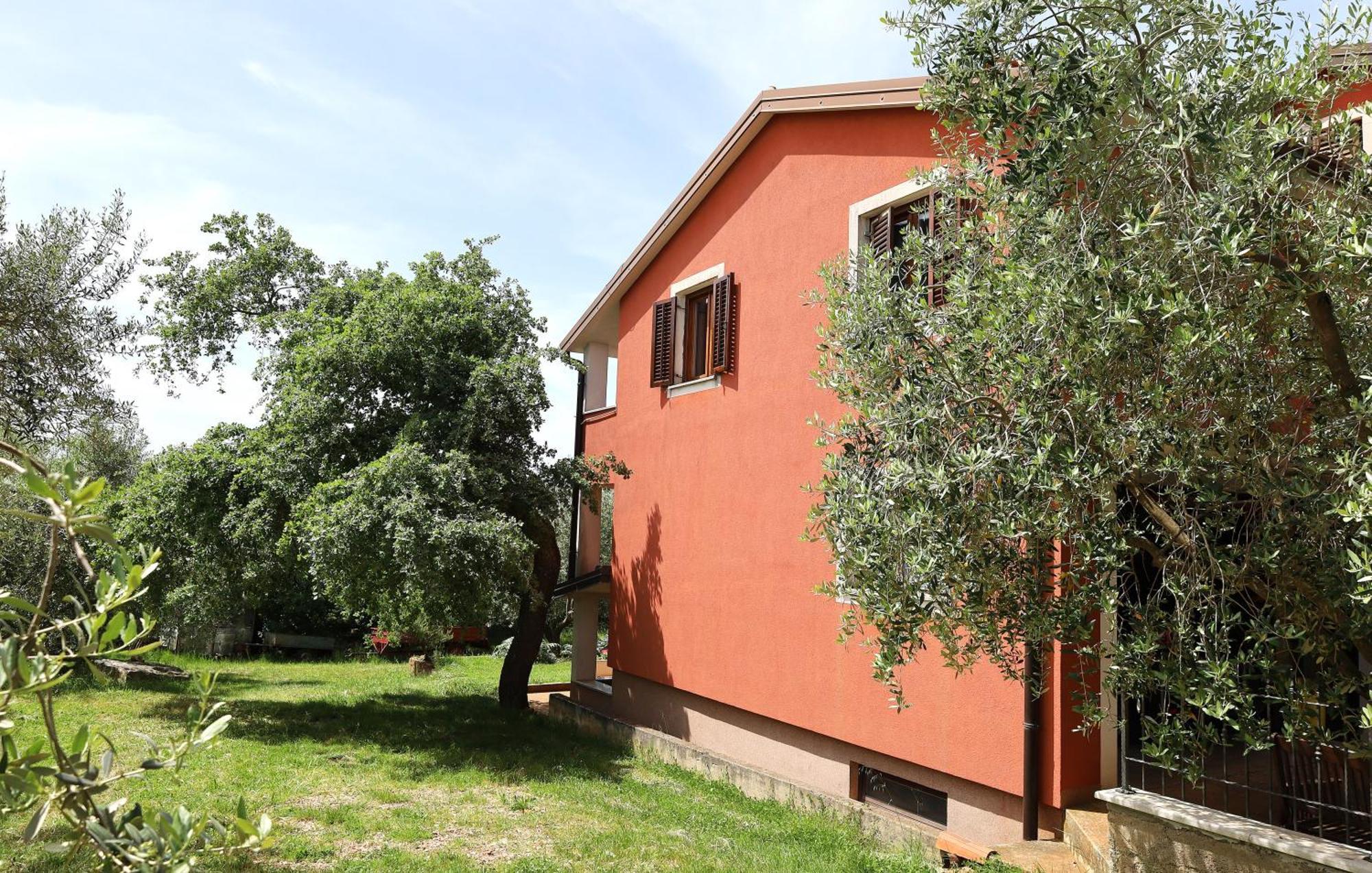 Apartment Zita With 1 Bedroom In Relaxing Surroundings Near Umag Dış mekan fotoğraf