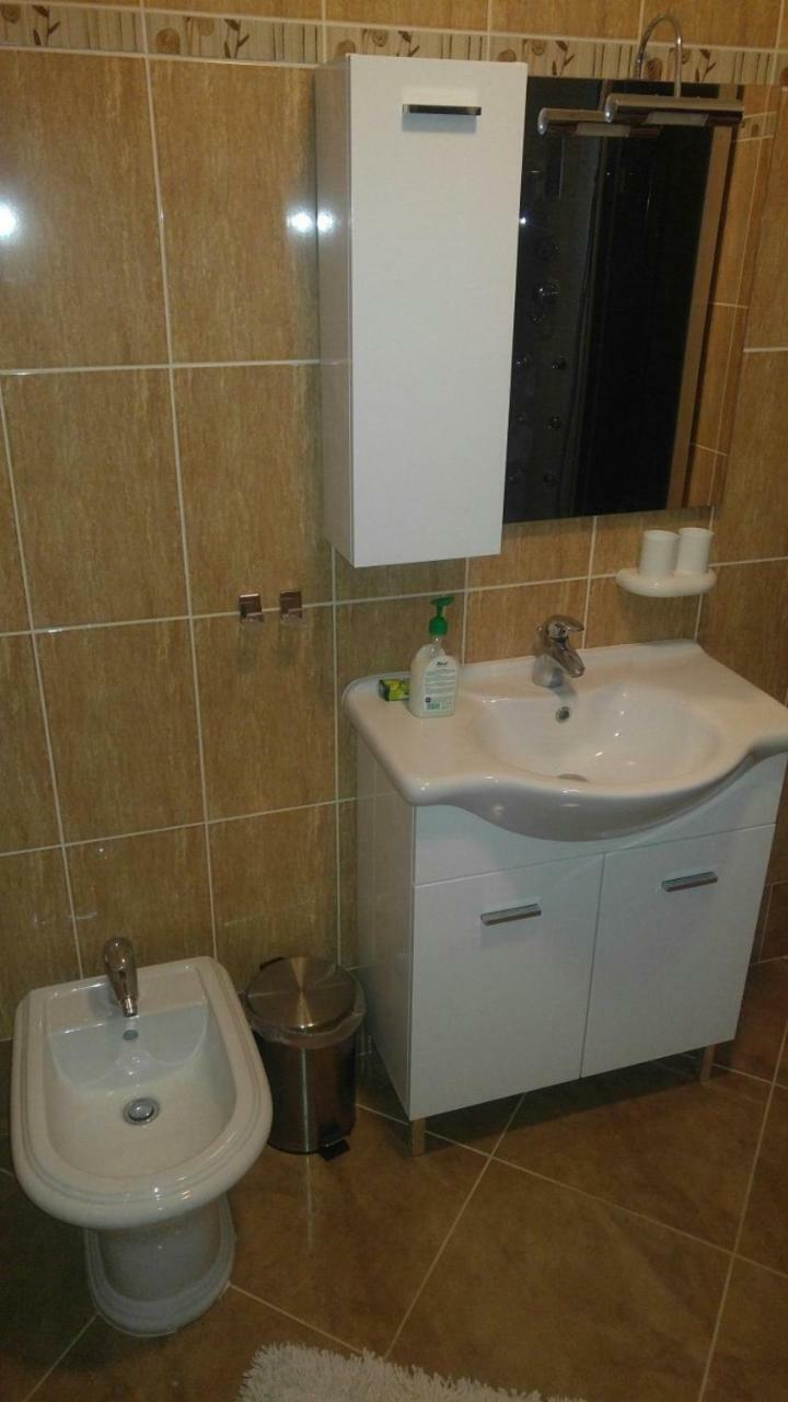 Apartment Zita With 1 Bedroom In Relaxing Surroundings Near Umag Dış mekan fotoğraf